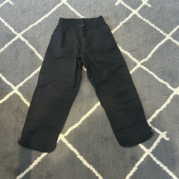 Old Navy Adjustable Quick Dry Cargo Pants - Picture 1 of 8
